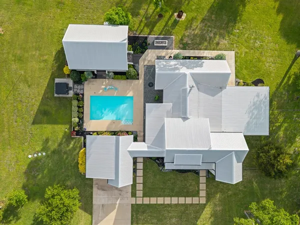 $1,499,000 | 15158 Farm To Market 916, Maypearl, TX 76064