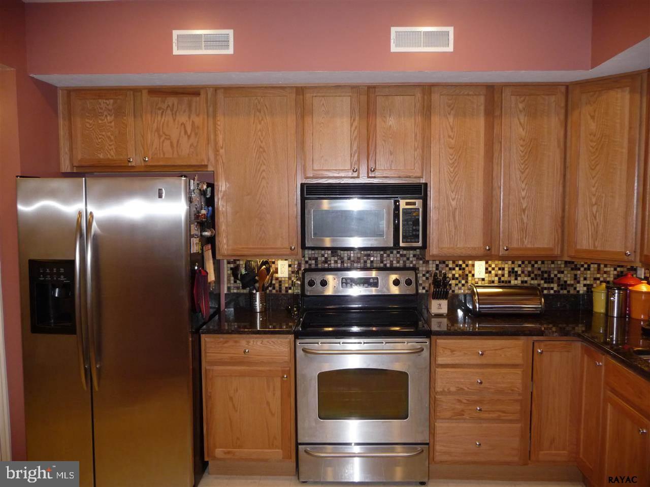 508 Marshview Road Stewartstown, PA 17363 - Photo 3 of 27 Gallery Image 3