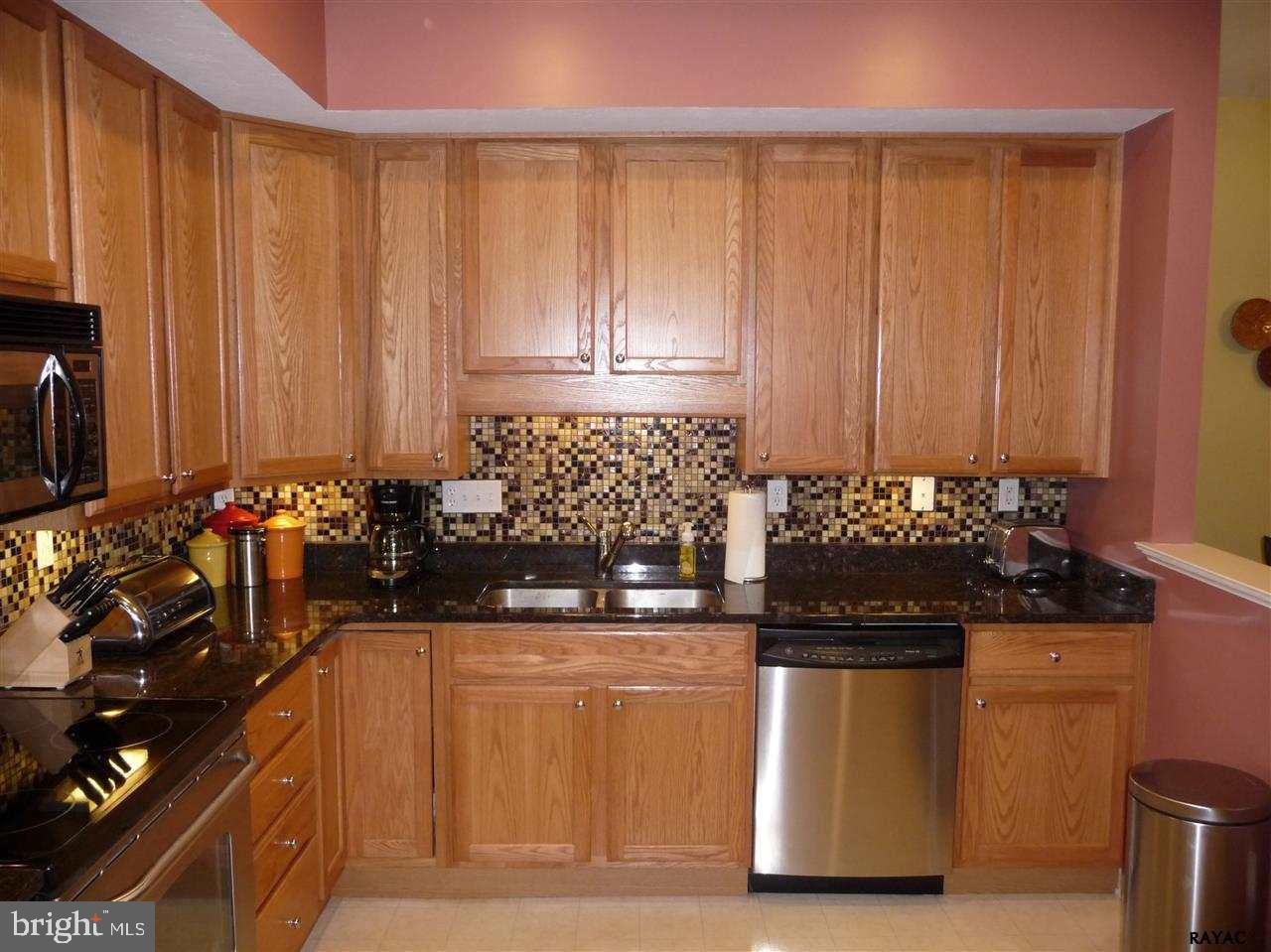 508 Marshview Road Stewartstown, PA 17363 - Photo 4 of 27 Gallery Image 4