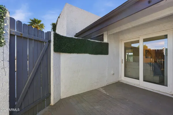 a view of a house with backyard space