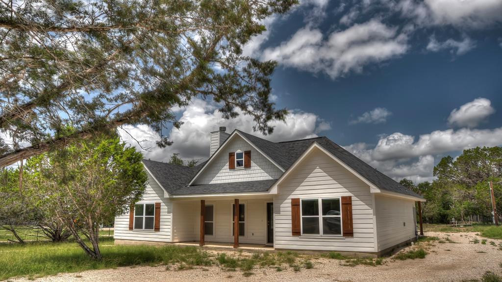 153 West P Holmes Leakey, TX 78873 - Photo 1 of 51 Main View