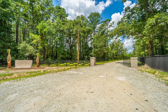 $819,900 | 509 Southern Acres Lane, Summerville, SC 29486