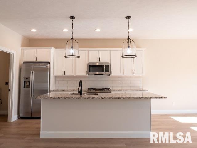 4604 Lasalle Court Springfield, IL 62711 - Photo 3 of 12