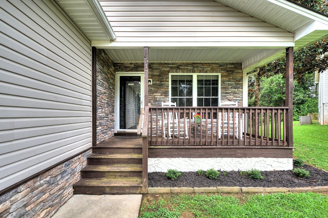 517 Signal Hill Lane Inman, SC 29349 - Photo 3 of 44