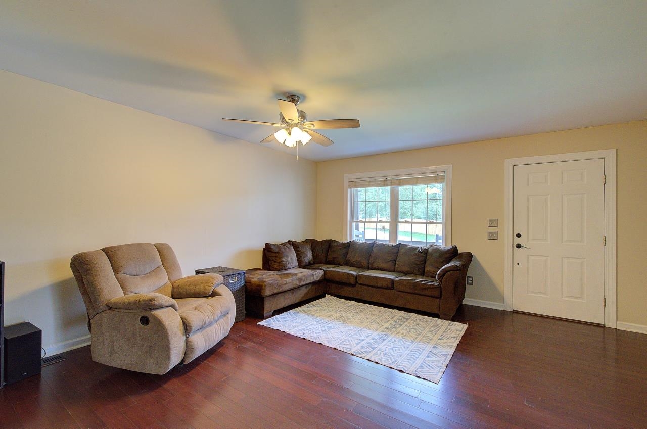 517 Signal Hill Lane Inman, SC 29349 - Photo 5 of 44