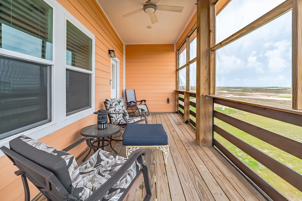 11 Bayview Loop Rockport, TX 78382 - Photo 11 of 40
