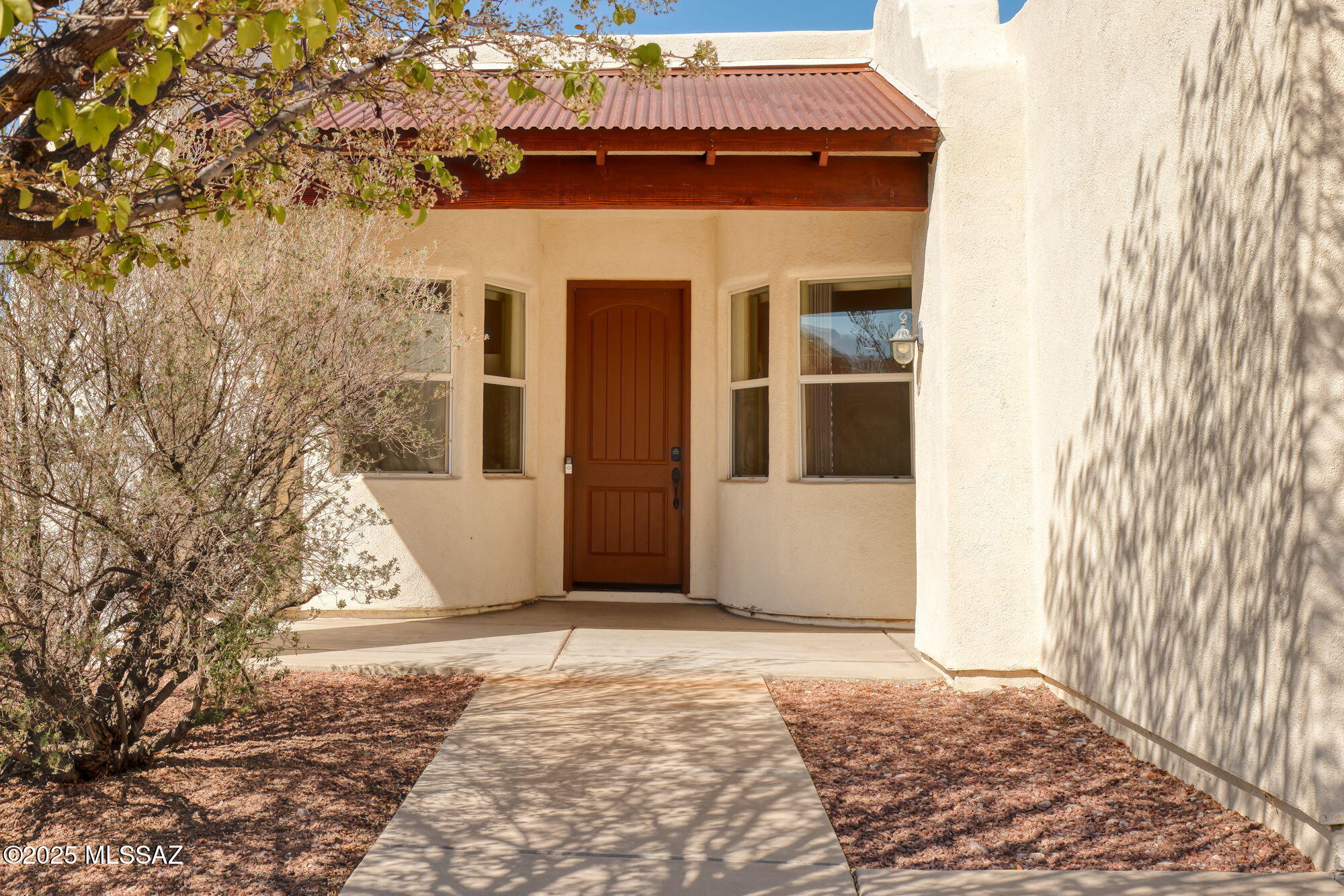 318 Circulo Bellagio Rio Rico, AZ 85648 - Photo 2 of 28