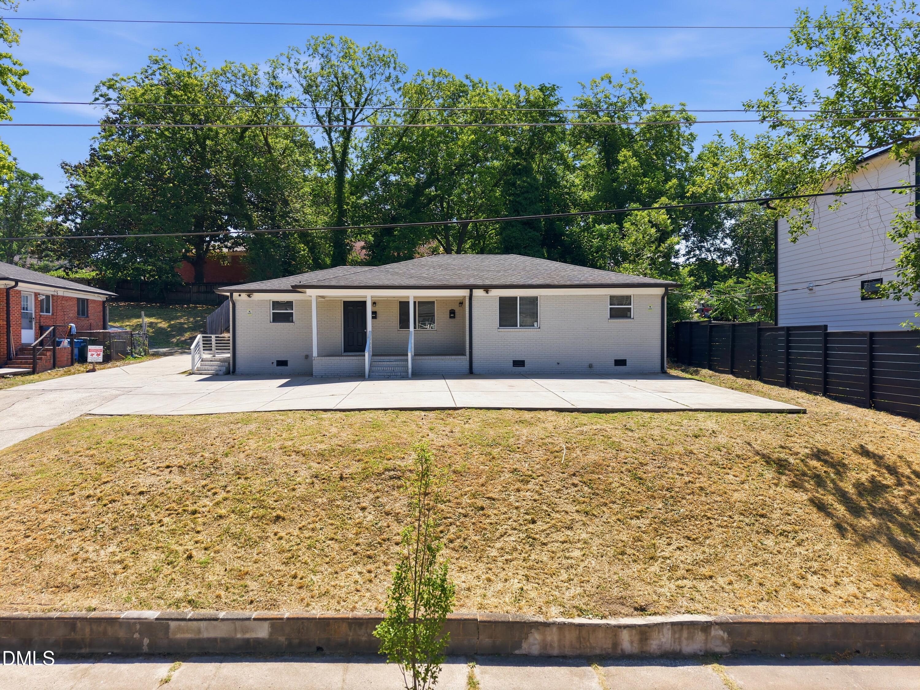 1007 Grant Street Durham, NC 27701 - Photo 6 of 45