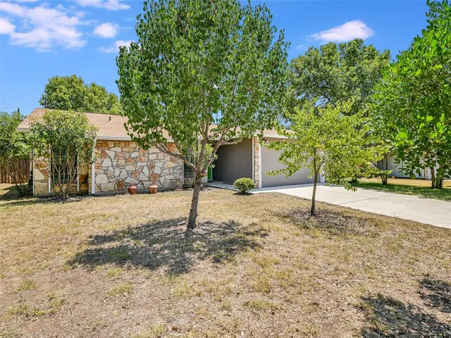 $2,500 | 4004 Jaffna Cove, Austin, TX 78749