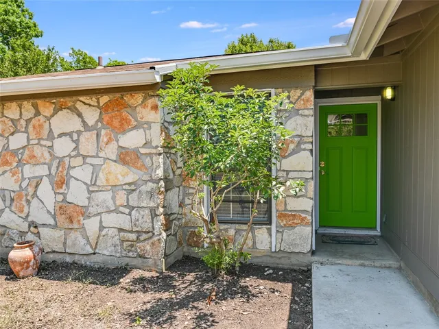 $2,500 | 4004 Jaffna Cove, Austin, TX 78749