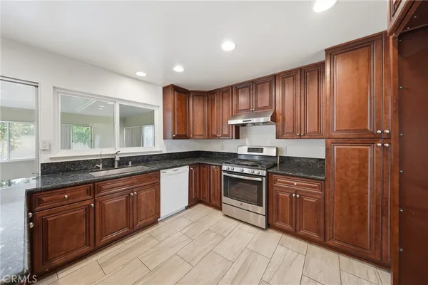 $4,500 | 17016 Leslie Avenue, Cerritos, CA 90703