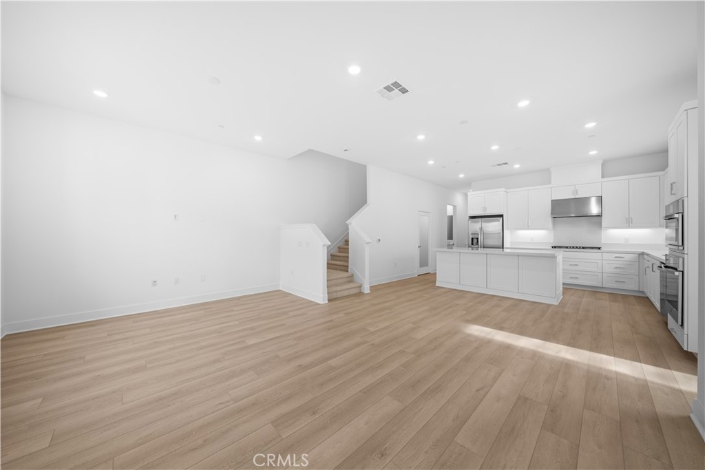 265 Shoveler Irvine, CA 92618 - Photo 5 of 48