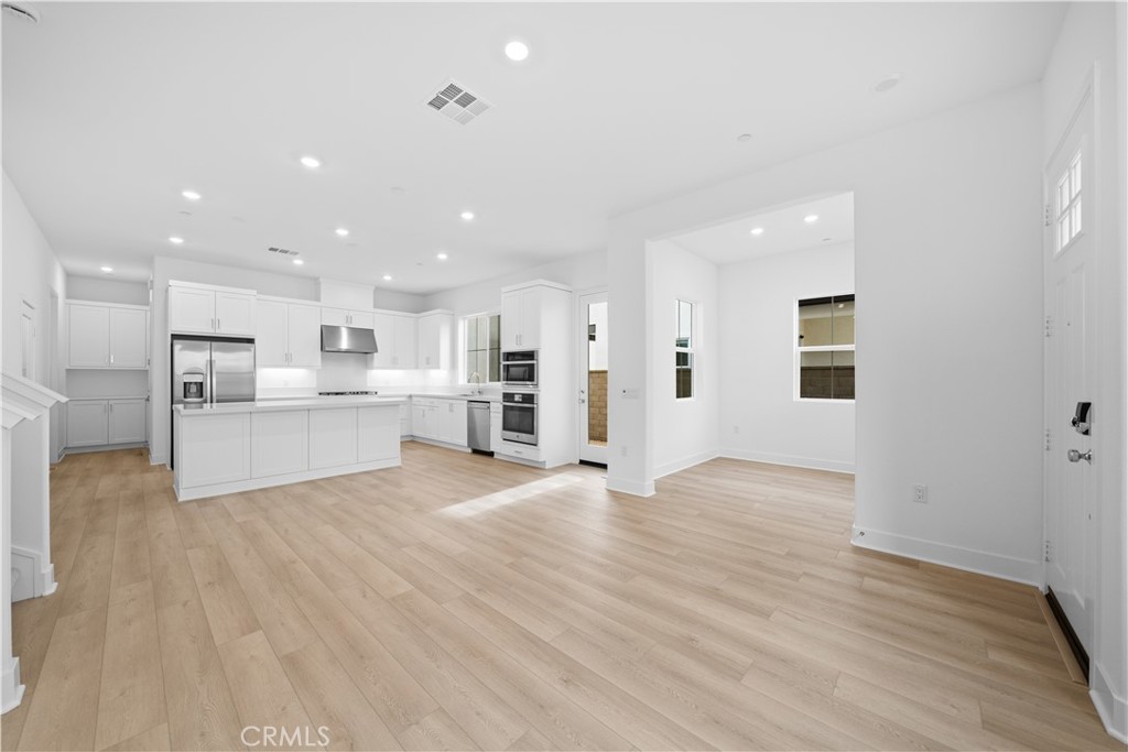 265 Shoveler Irvine, CA 92618 - Photo 6 of 48