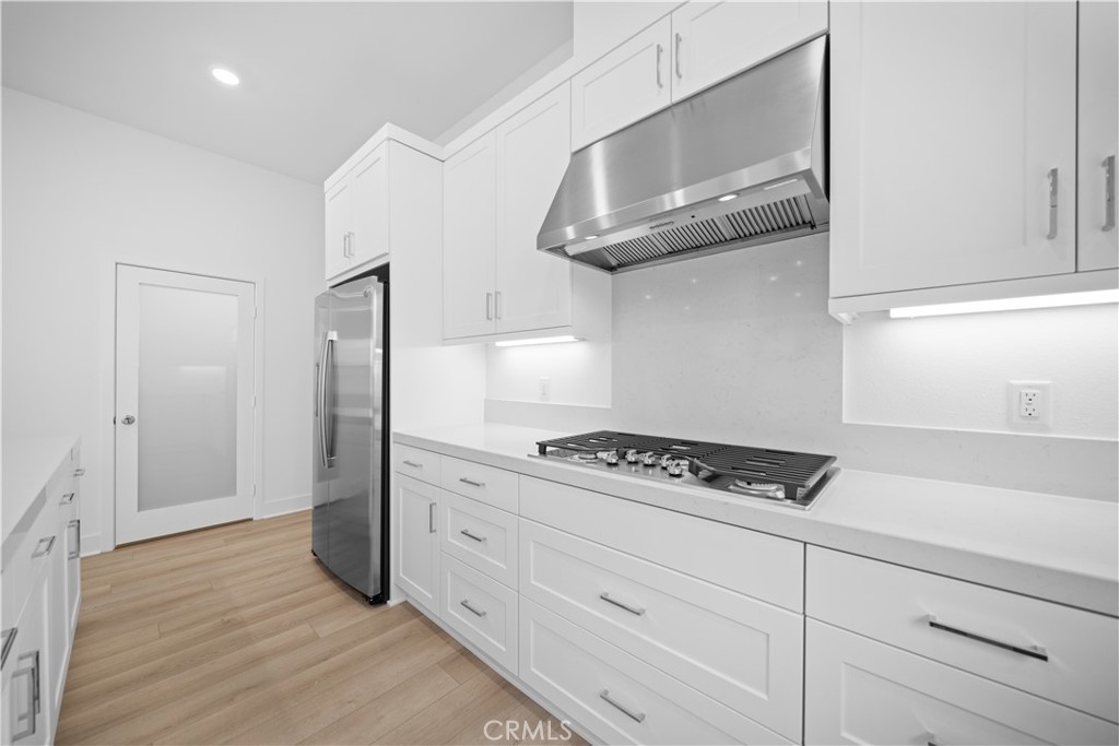 265 Shoveler Irvine, CA 92618 - Photo 8 of 48