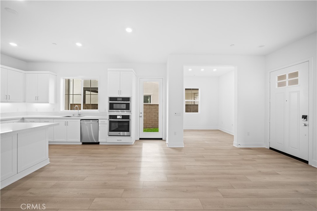 265 Shoveler Irvine, CA 92618 - Photo 10 of 48