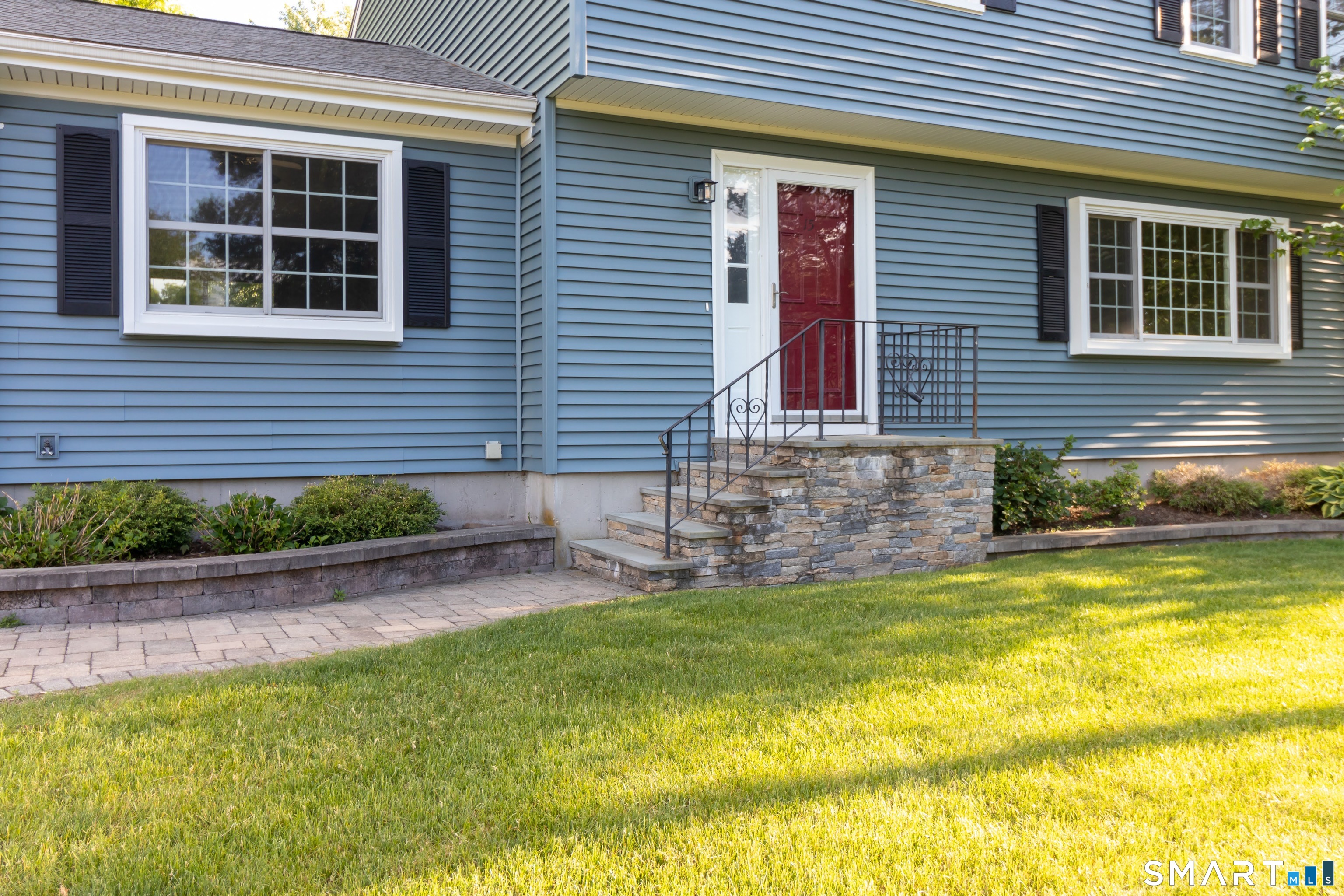 15 Kennedy Road Windsor, CT 06095 - Photo 4 of 40