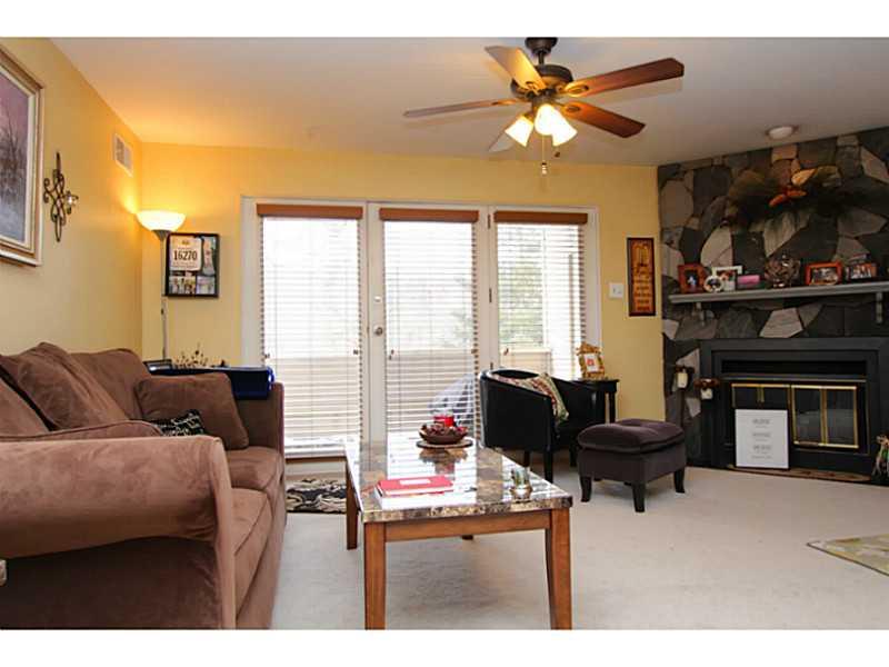 1009 Kenzie Road Pittsburgh, PA 15205 - Photo 2 of 23 Living Room.