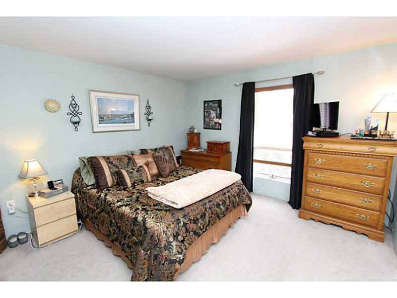 1009 Kenzie Road Pittsburgh, PA 15205 - Photo 14 of 23 Master Bedroom.