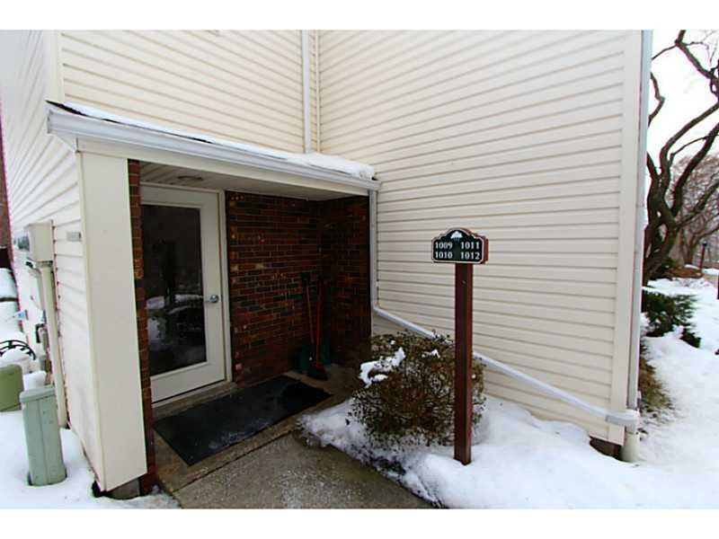 1009 Kenzie Road Pittsburgh, PA 15205 - Photo 21 of 23 Exterior Front.