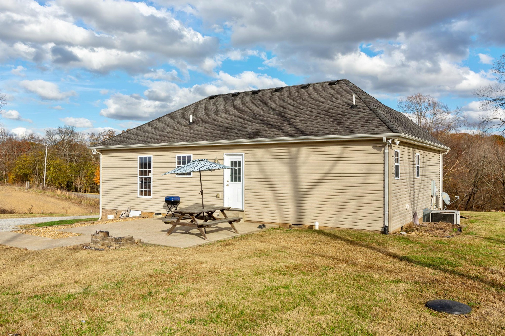 4382 Airport Road Springfield, TN 37172 - Photo 30 of 31 a view of a house with backyard