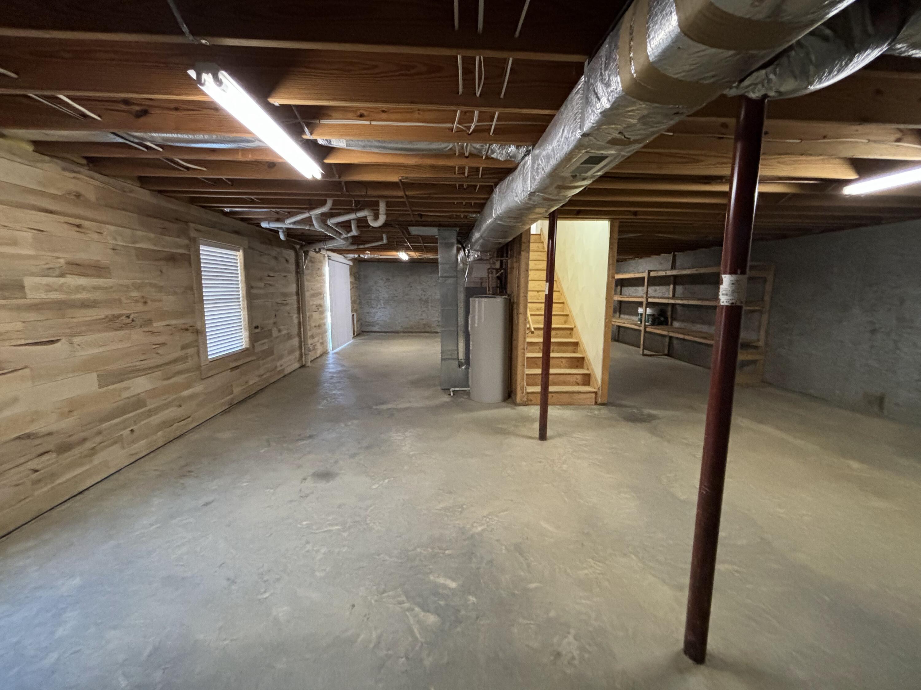 2719 Bandy Road Roanoke, VA 24014 - Photo 23 of 33 a view of empty room with wooden floor