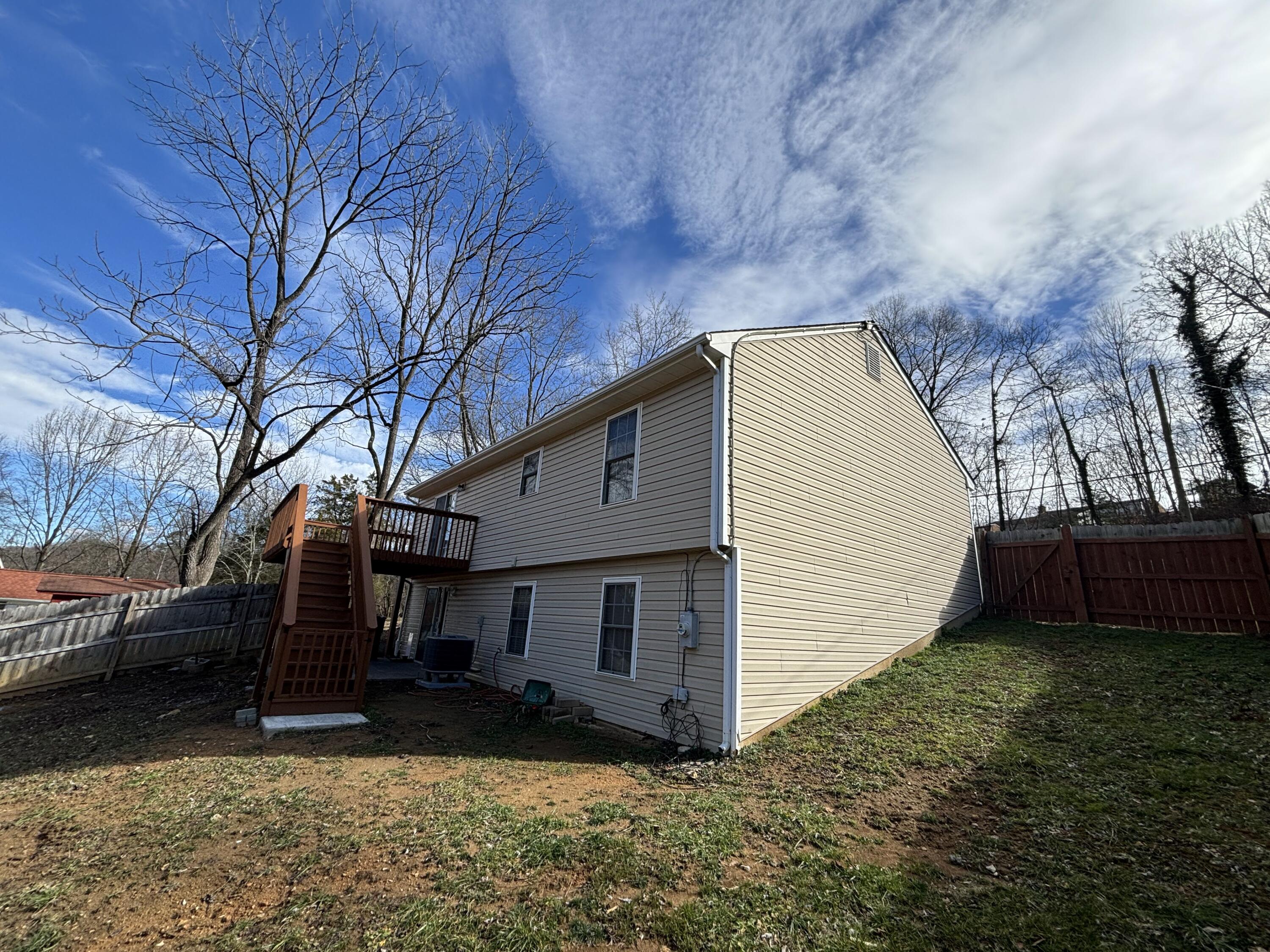 2719 Bandy Road Roanoke, VA 24014 - Photo 33 of 33 a backyard of a house with lots of green space