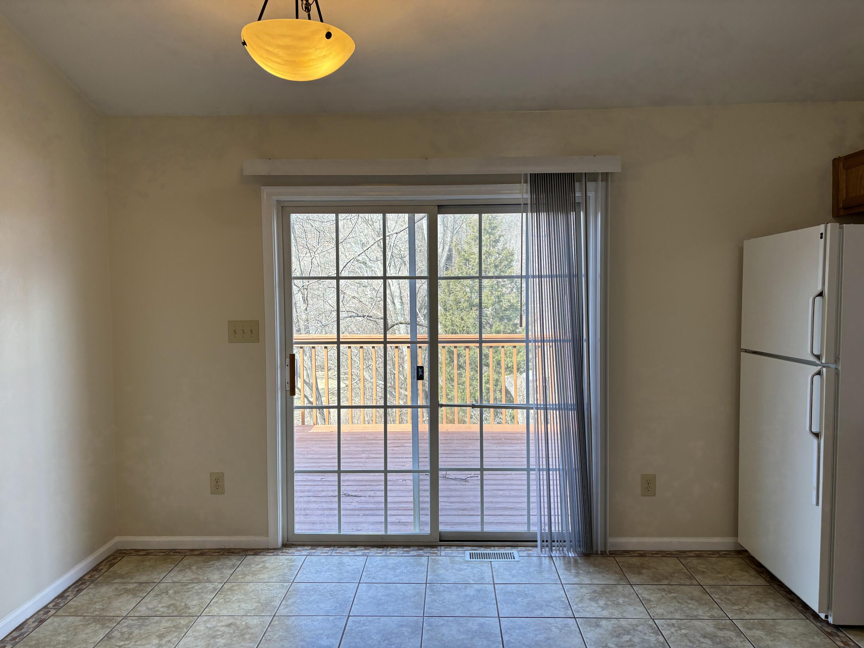 2719 Bandy Road Roanoke, VA 24014 - Photo 9 of 33 a view of an empty room with a window