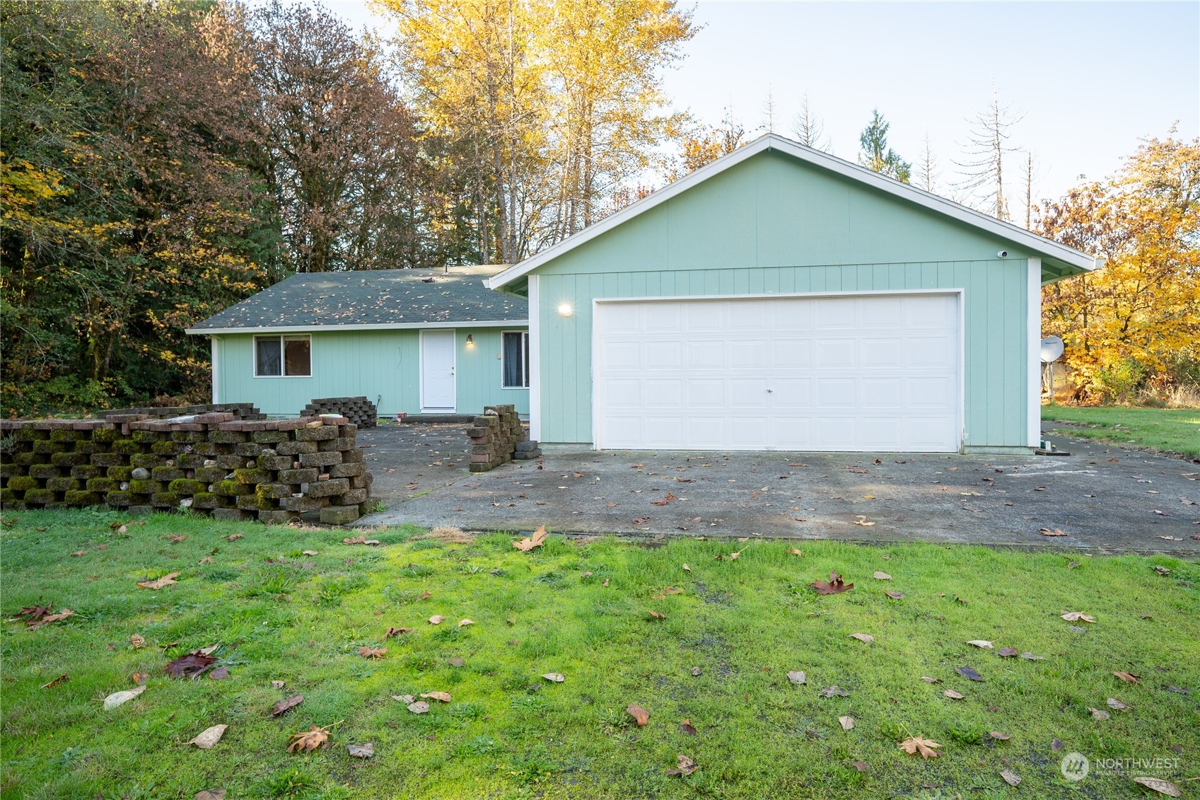 10550 Frontage Road Castle Rock, WA 98611 - Photo 1 of 24 Gallery Image 1