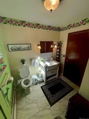 $320,000 | 186 Windy Drive, Waterbury, CT 06705