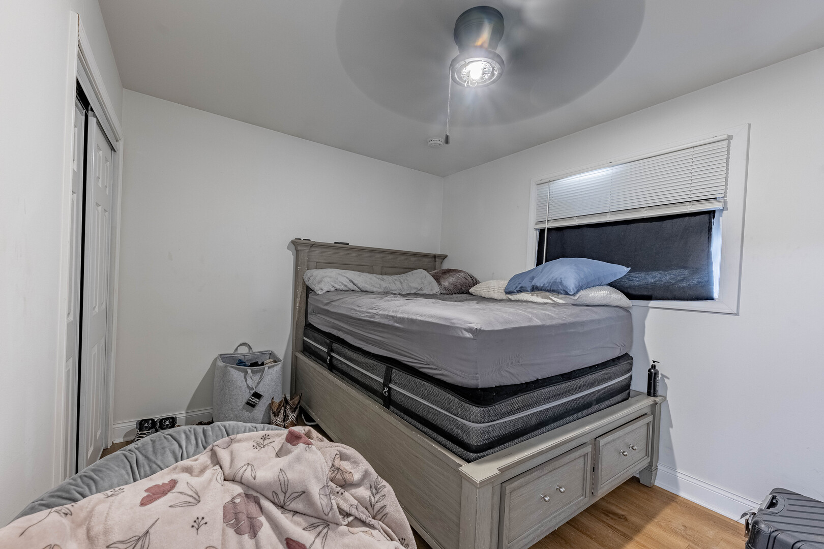 7747 West 62nd Street Summit, IL 60501 - Photo 16 of 23 a bedroom with a bed and a dresser