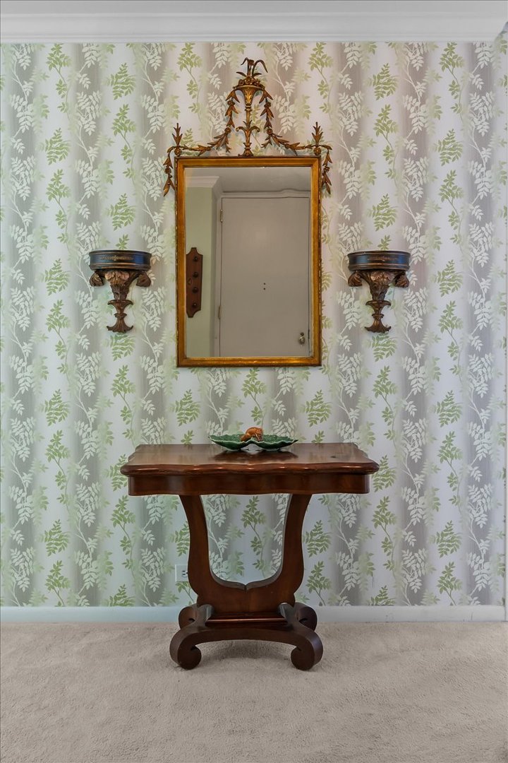 1630 Sheridan Road, Unit 9G Wilmette, IL 60091 - Photo 4 of 29 Gallery Image 4