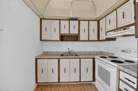 $70,000 | 421 Piedmont I, Unit I, Delray Beach, FL 33484