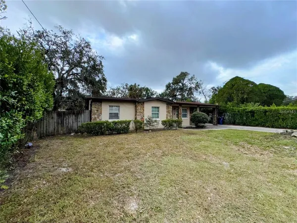 $2,400 | 3011 East Flora Street, Tampa, FL 33610