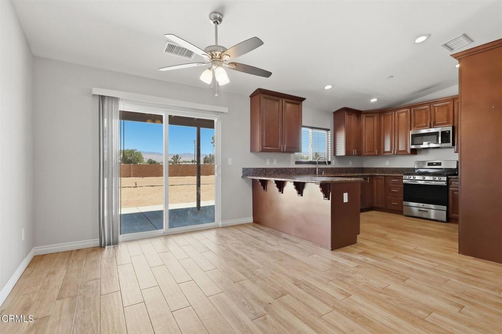 13115 Clallam Road Apple Valley, CA 92308 - Photo 17 of 58 IMG_0098
