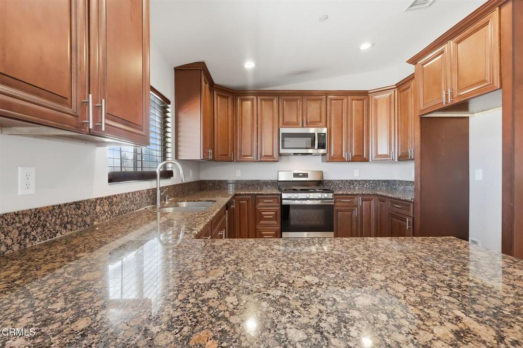 13115 Clallam Road Apple Valley, CA 92308 - Photo 21 of 58 IMG_0155