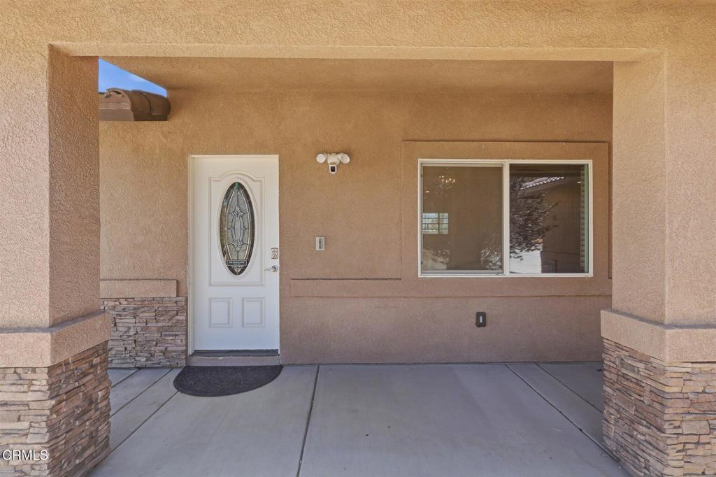 13115 Clallam Road Apple Valley, CA 92308 - Photo 3 of 58 IMG_0713