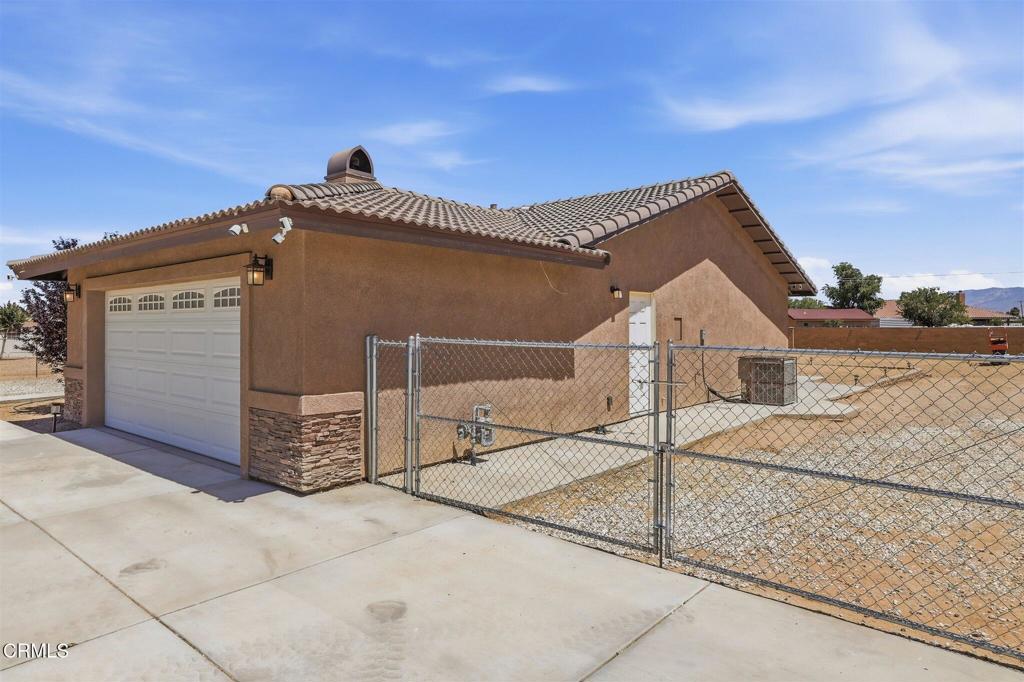 13115 Clallam Road Apple Valley, CA 92308 - Photo 7 of 58 IMG_0818