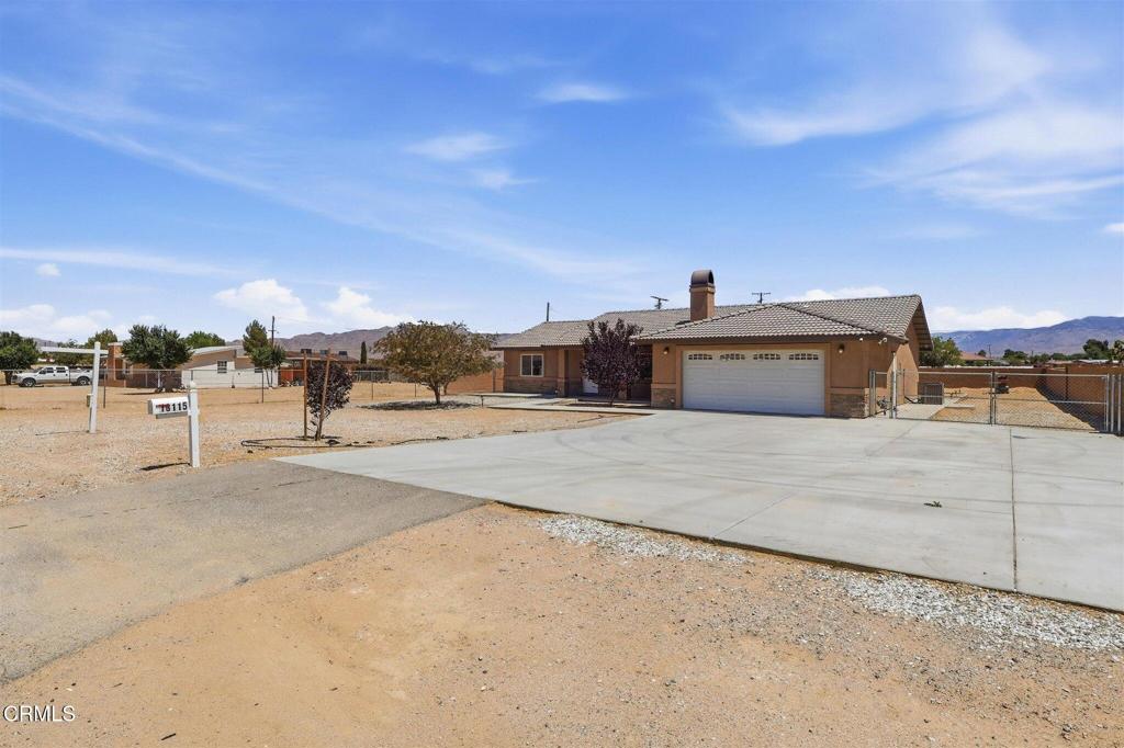 13115 Clallam Road Apple Valley, CA 92308 - Photo 8 of 58 IMG_0785