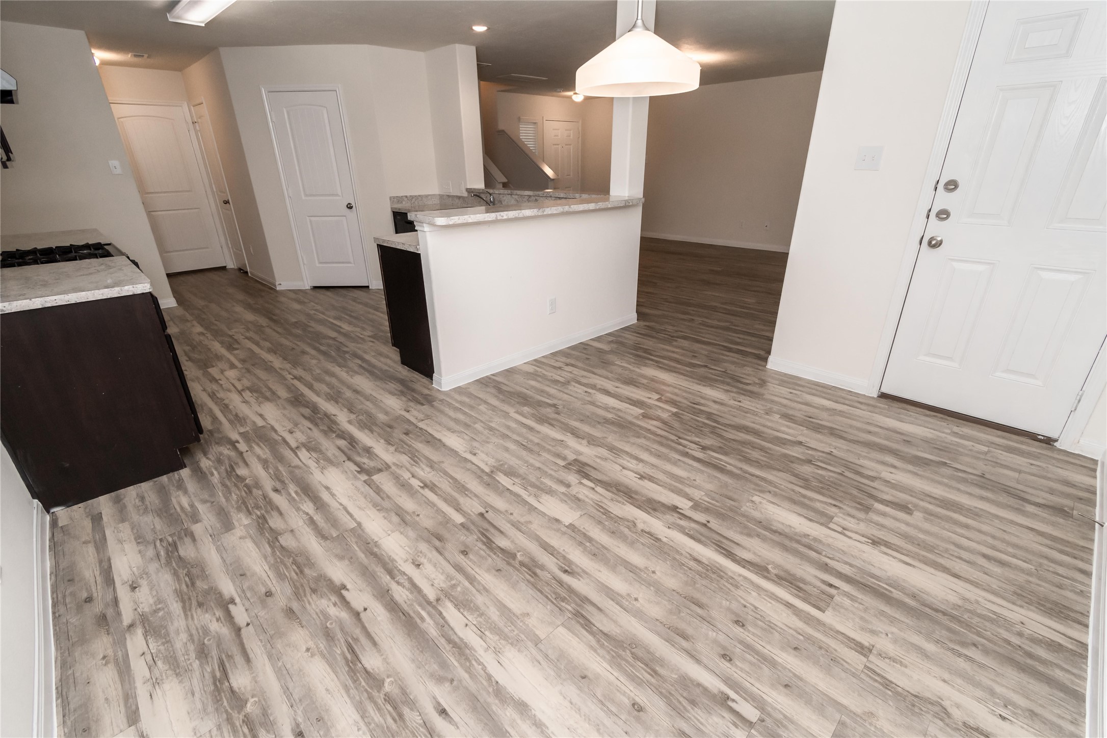 915 Dancing Sun Court Baytown, TX 77521 - Photo 6 of 12