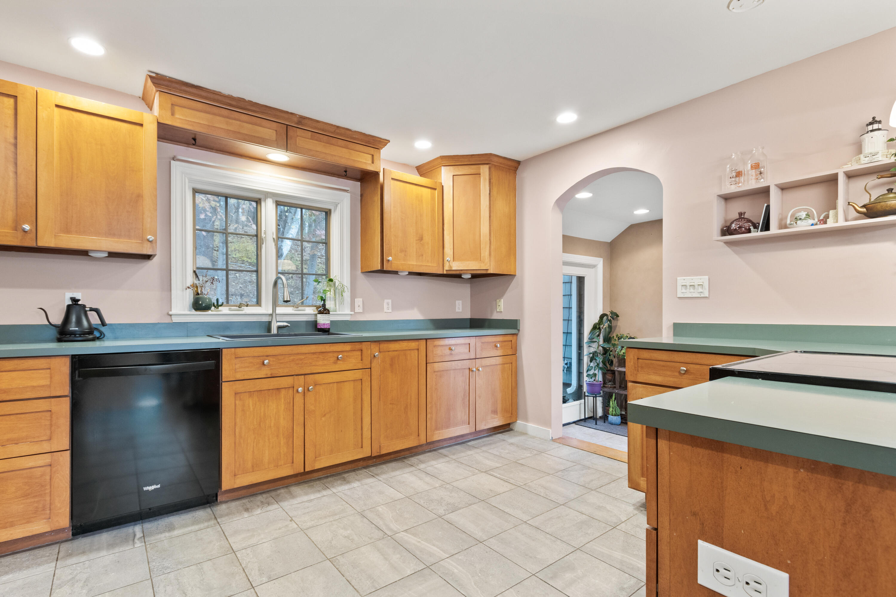 325 Lake Street Auburn, ME 04210 - Photo 10 of 64 20251105LB-71009