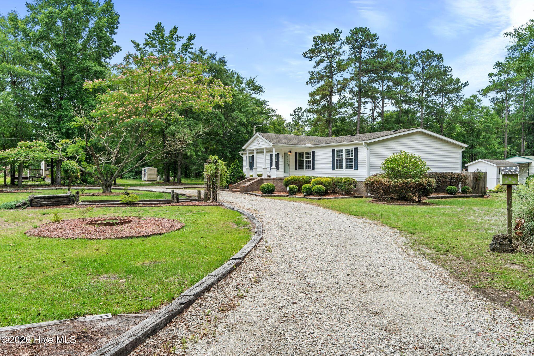 366 Old Plantation Road Rocky Point, NC 28457 - Photo 5 of 53