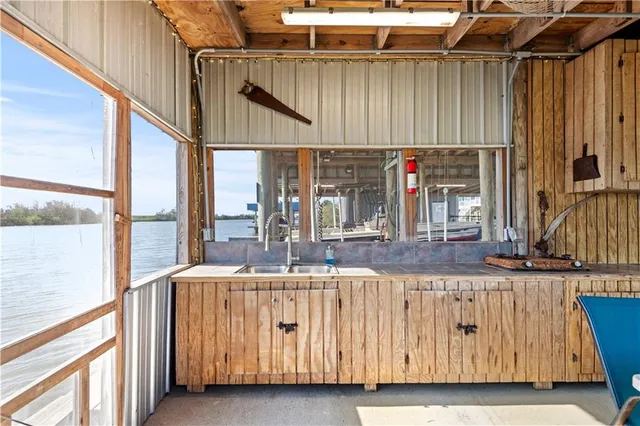 $699,900 | 6671 Highway 56, Chauvin, LA 70344