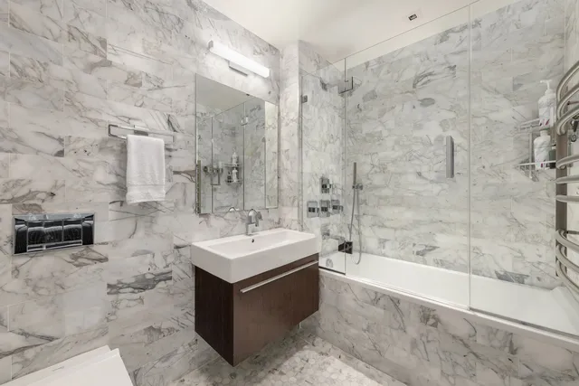 $2,895,000 | 277 1st Street, Unit 2B | Park Slope