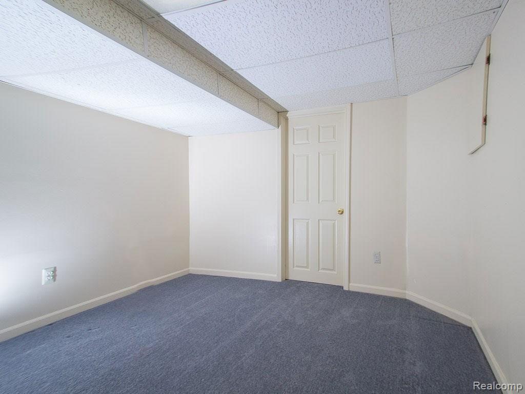 640 Rolling Green Circle North Rochester Hills, MI 48309 - Photo 23 of 26