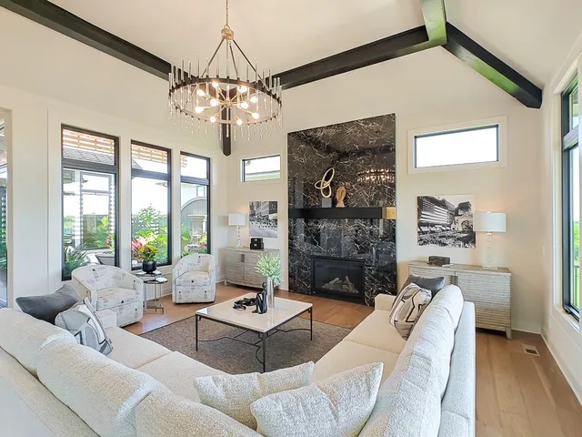 $1,470,000 | 5807 North Lucerne Avenue, Kansas City, MO 64151