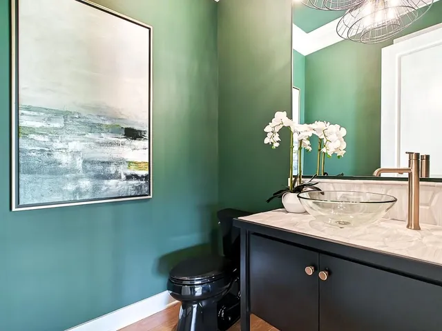 $1,470,000 | 5807 North Lucerne Avenue, Kansas City, MO 64151