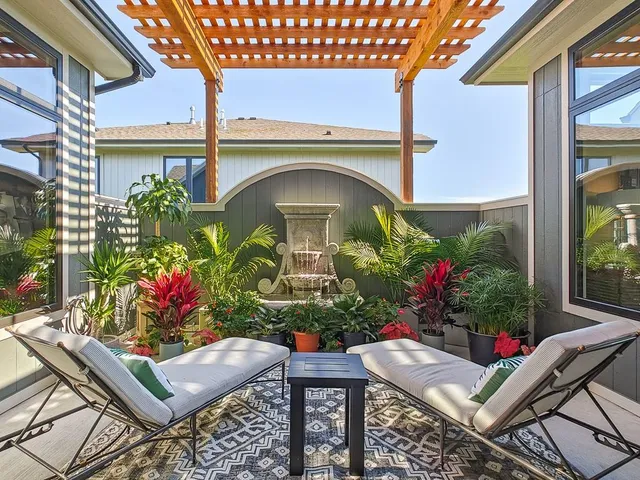 $1,470,000 | 5807 North Lucerne Avenue, Kansas City, MO 64151