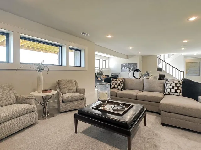 $1,470,000 | 5807 North Lucerne Avenue, Kansas City, MO 64151