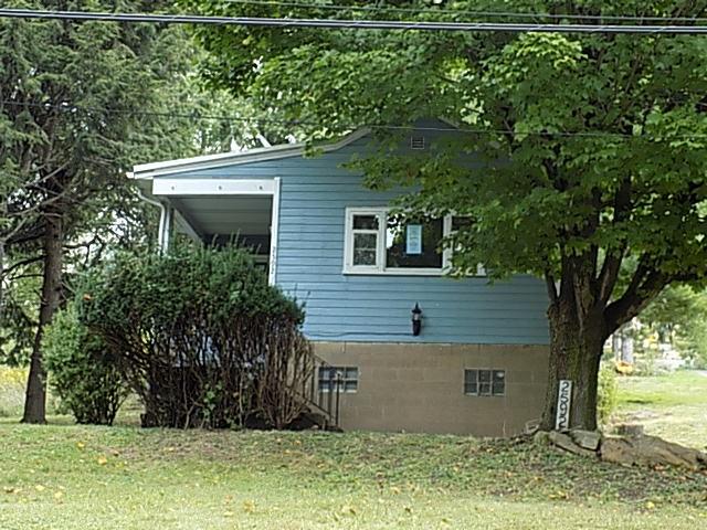 2592 Stroschein Road Monroeville, PA 15146 - Photo 1 of 25 Gallery Image 1