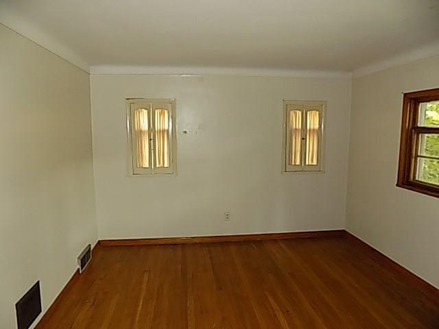2592 Stroschein Road Monroeville, PA 15146 - Photo 6 of 25 Gallery Image 6